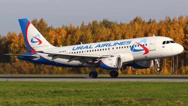 VP-BJV:Airbus A319:Уральские авиалинии